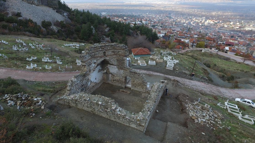 Denizli’deki 591 yıllık Sultan 2. Murat Camisi’nin restorasyonu devam ediyor