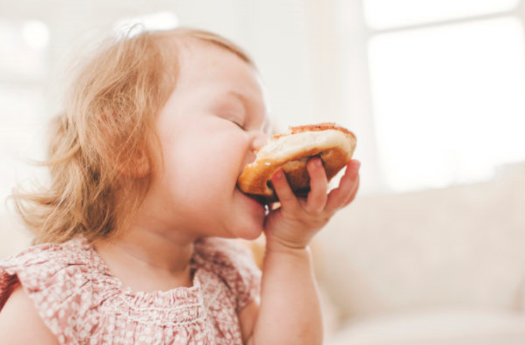 Çocuklukta ‘Batı tipi beslenme’ yararlı bakterileri olumsuz etkiliyor
