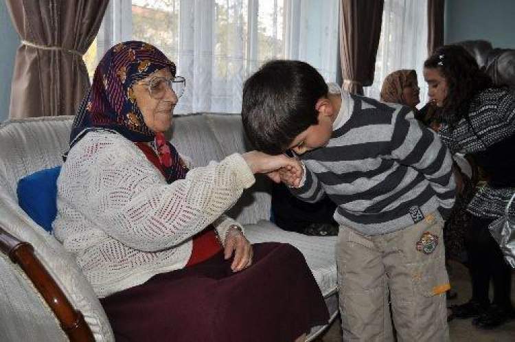 Rüyada Bayramlaşmak