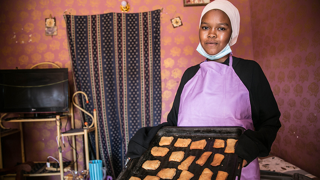 TİKA’nın desteklediği Sudanlı kadınlar üretime katkı sağlıyor