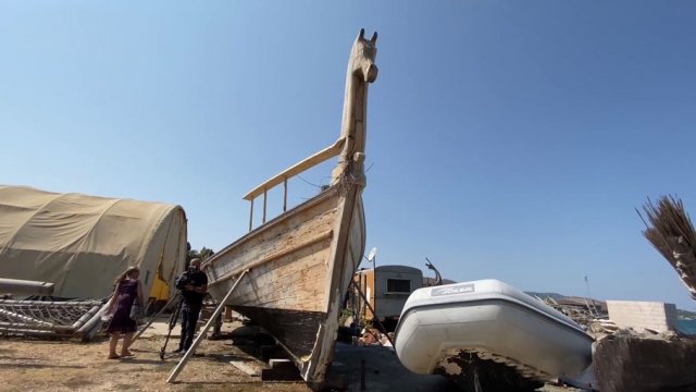 Tek bir çivi kullanılmadan inşa edilen 2800 yıllık tekne ekim ayında denize indirilecek