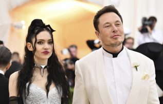 Elon Musk ile Grimes “yarı yarıya” ayrıldığını açıkladı