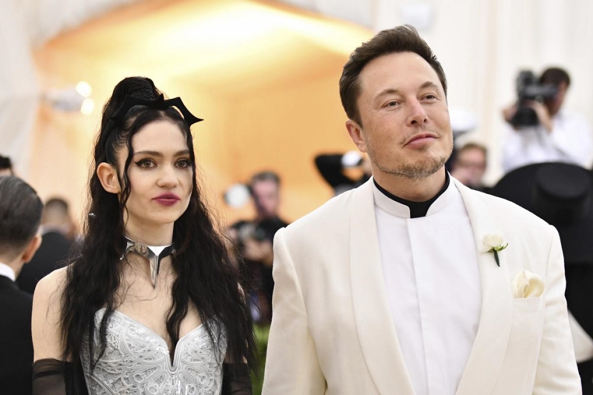 Elon Musk ile Grimes “yarı yarıya” ayrıldığını açıkladı