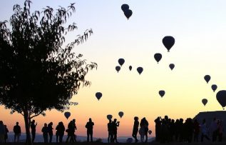Kapadokya’da sıcak hava balonlarına yoğun ilgi