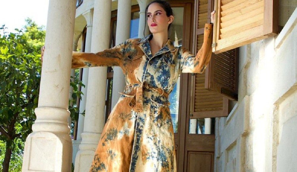 Moda meraklısı Leen Lakkis, rahmetli annesinin vintage dolabını kanser hastaları için açıyor