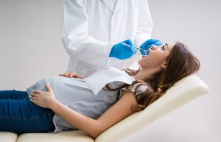 Hamilelik döneminde diş tedavisine dikkat edilmeli! Asla ihmal edilememeli!
