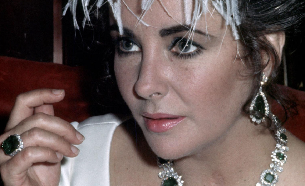 Elizabeth Taylor’ın Bulgari broşu satılıyor