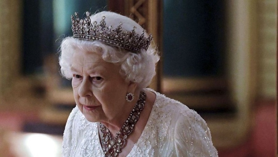 Kraliçe II. Elizabeth’i hayatını konu alan 8 yapım