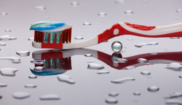Diş macununuz dişlerinize zarar veriyor olabilir mi? 
