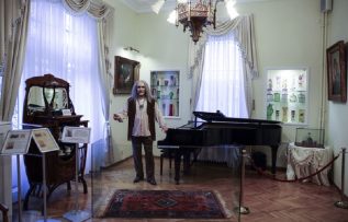 Müze olan “Barış Manço Evi” yeniden ziyarete açıldı