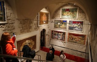 Mardin’de “Duvarlar ve Ötesi” sergisi sanatseverleri ağırlıyor