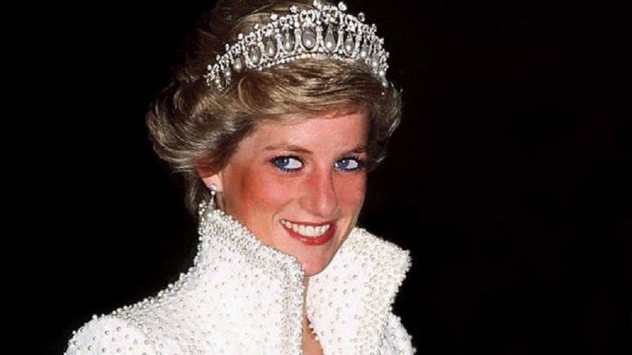 Prenses Diana’nın nadir fotoğrafları satışa çıkıyor