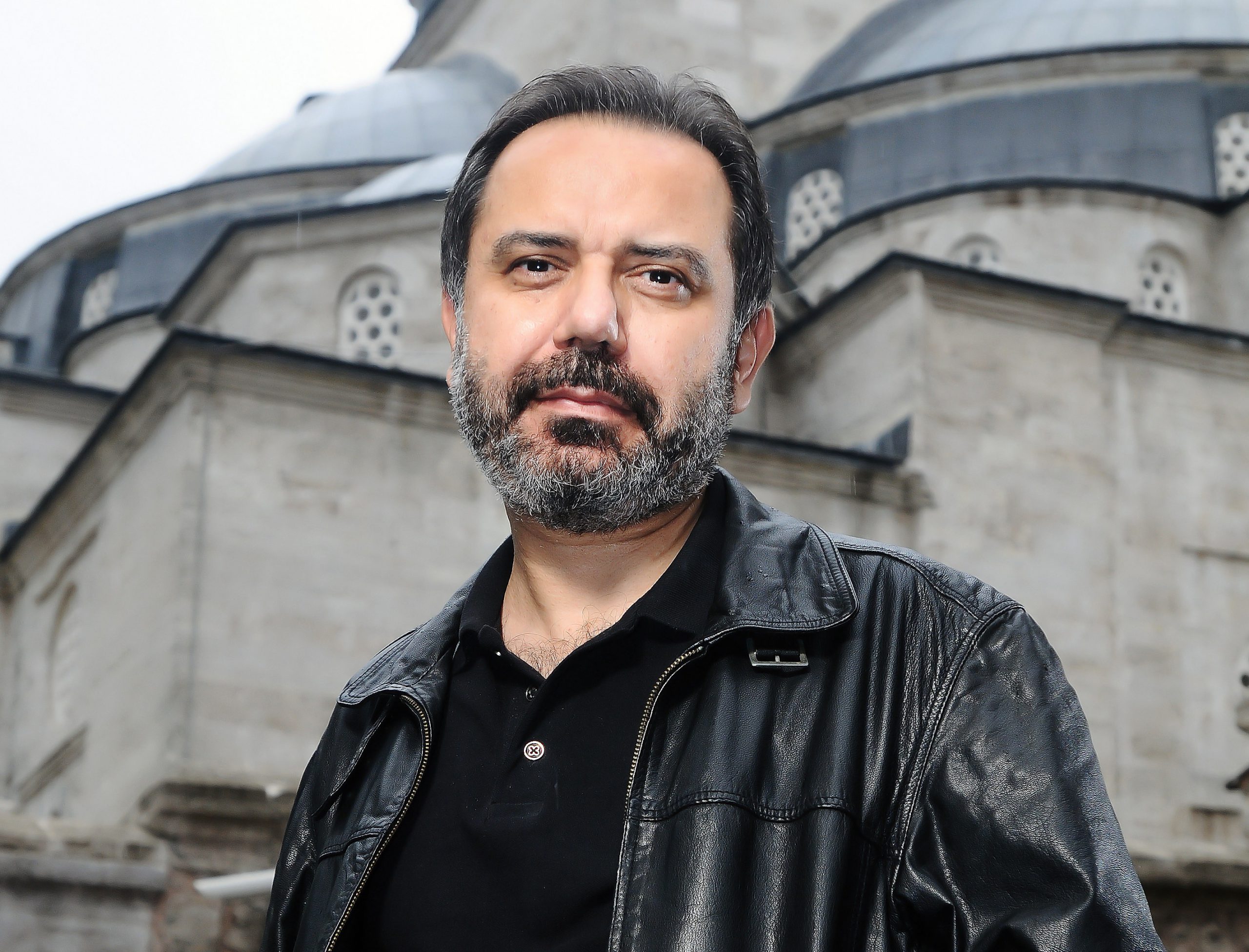 Ahmet Murat Özel: Şair için şiirin kendisi bir derttir