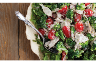 Brokolili Izgara Tavuk Salatası