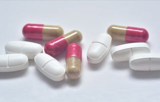 Hekimlerin antibiyotik reçetelemesi yüzde 32 azaldı