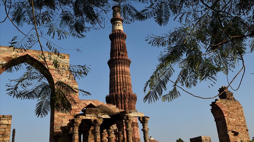 Hindistan’da kutlu bir minare: Kutub Minar
