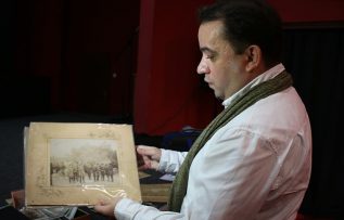 Kuzey Makedonyalı tarihçi YEE iş birliğinde eski fotoğrafların popülerleştirilmesi için çalışıyor