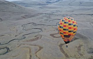 Menderesleriyle ünlü Perşembe Yaylası’nın cazibesi balon turizmiyle artırılacak
