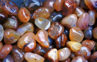 Rüyada Akik Taşı Görmek