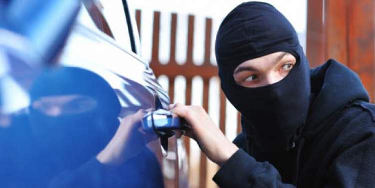 Rüyada Arabanın Çalınması