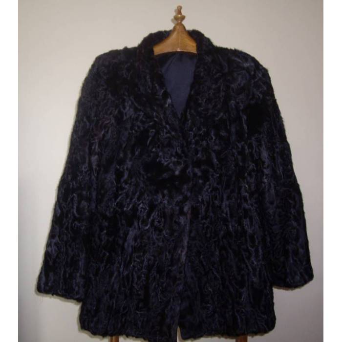 Rüyada Astragandan Yapılmış Giysi Görmek