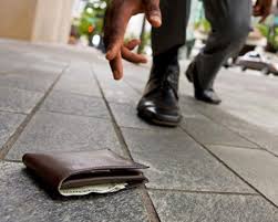 Rüyada Cüzdan Çaldırmak