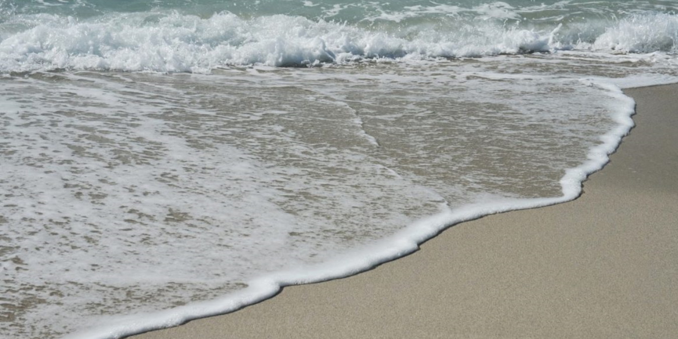 Rüyada Deniz Kenarında Yürümek