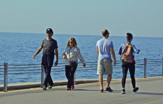 Rüyada Denizde Yürümek