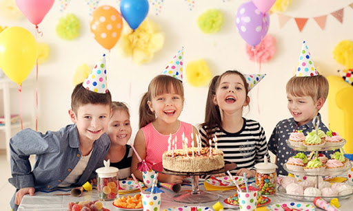 Rüyada Doğum Günü Kutlamak