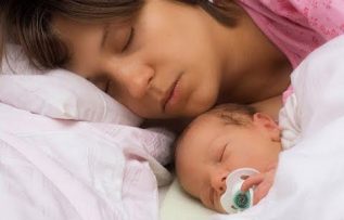 Rüyada Doğum Yapan Kadın Görmek