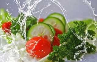 Rüyada Domates Salatalık Görmek