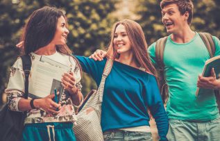 Rüyada Eski Arkadaşları Görmek