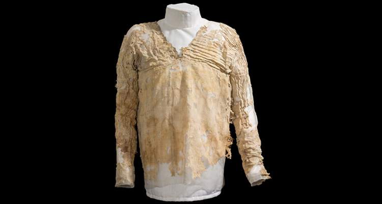 Rüyada Eski Elbise Görmek