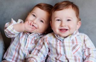 Rüyada Gülen İnsanlar Görmek