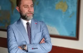 Süleyman Demirel döneminin dış politika incelemesi: Apolet, kravat ve darağacı çıktı!