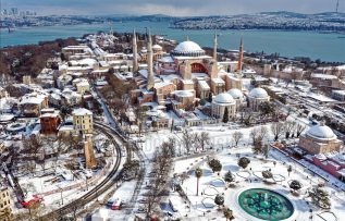 İstanbul’da kar yağışı ortaya güzel kareler çıkardı