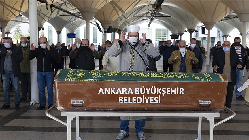 Türk resim sanatının öncülerinden Lütfü Günay son yolculuğuna uğurlandı