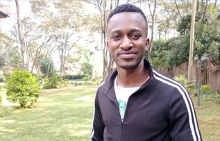 Türkiye mezunu Ahmed Musa, Kenya’da her hafta milyonları ekrana kilitliyor