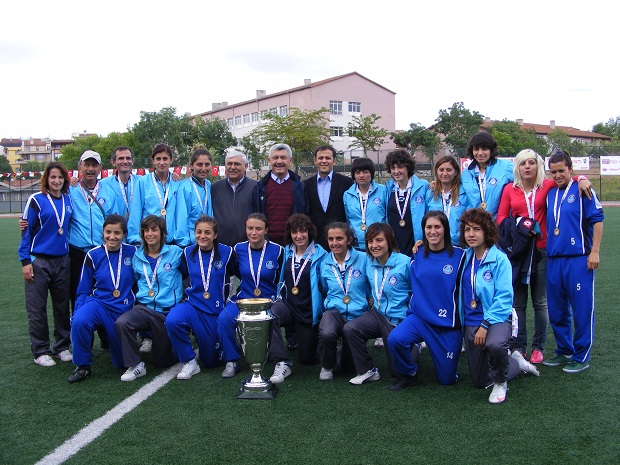  Gazi Üniversitesi Kadın futbol takımı