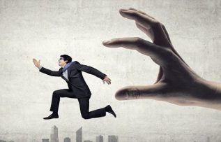 Rüyada Katilden Kaçmak