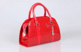 Rüyada Kırmızı Çanta Görmek