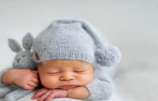 Rüyada Kız Bebek Emzirmek