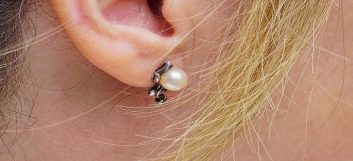 Rüyada Kulak Deldirmek