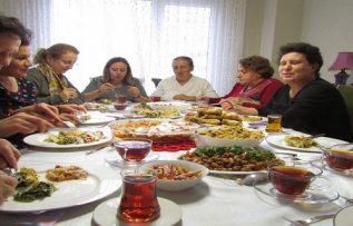 Rüyada Misafir Ağırlamak