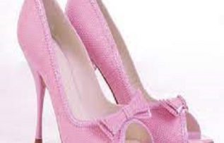 Rüyada Pembe Ayakkabı Görmek