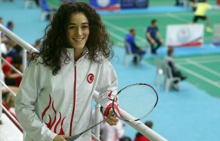 Milli badmintoncu Neslihan Yiğit: “Ülkemizi en iyi şekilde temsil etmek istiyorum”