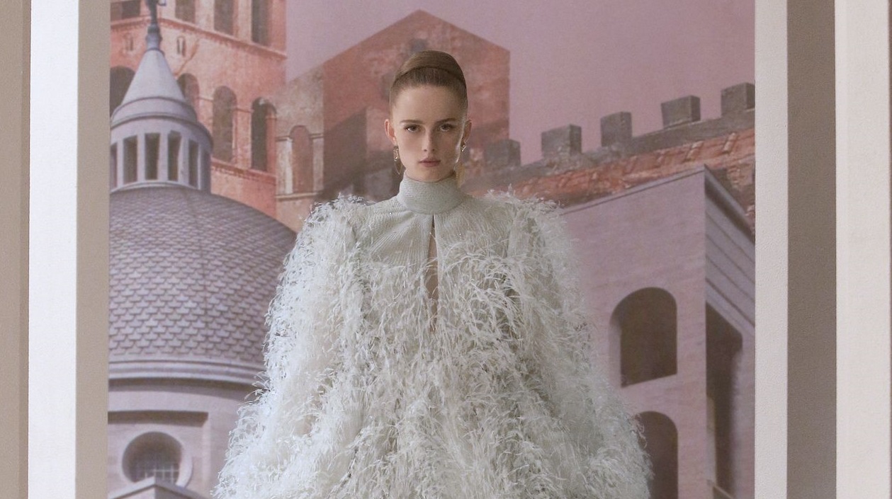 Beyazın büyüsü: Fendı Couture Sonbahar-Kış 2021 Koleksiyonu