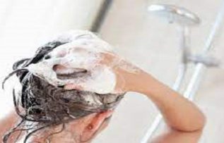 Rüyada Saç Yıkamak Görmek