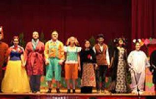 Rüyada Tiyatroya Gitmek