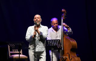 Fatih Erkoç ve Kerem Görsev’den müzik şöleni